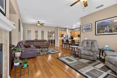 4520 Crown Bench Circle, Elk Grove, CA 95757 - Photo 11