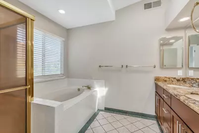 6937 Hollybrook Drive, Sacramento, CA 95823 - Photo 45