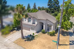 6937 Hollybrook Dr, Sacramento, CA 95823 - Photo 59
