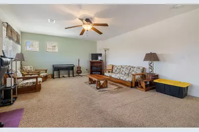 2221 Catamaran Way, Stockton, CA 95206 - Photo 25