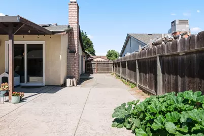 2014 Manchester Lane, Manteca, CA 95336 - Photo 29