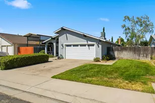 879 Carson Ave, Manteca, CA 95337 - Photo 3