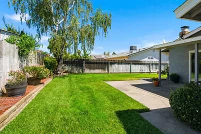 879 Carson Avenue, Manteca, CA 95337 - Photo 25