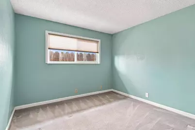 879 Carson Avenue, Manteca, CA 95337 - Photo 17