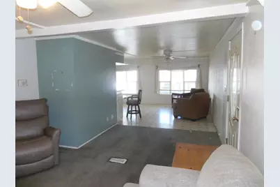 E Yosemite Avenue #143, Manteca, CA 95336 - Photo 9