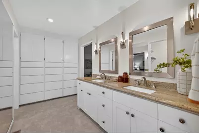 1128 Commons Drive, Sacramento, CA 95825 - Photo 37