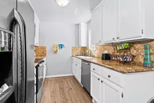 6204 Dewar Way, North Highlands, CA 95660 - Photo 17