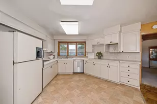 2800 Ashbourne Dr, Sacramento, CA 95821 - Photo 5