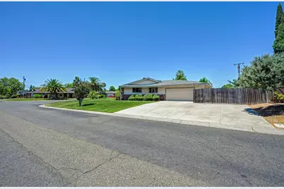 2800 Ashbourne Drive, Sacramento, CA 95821 - Photo 15