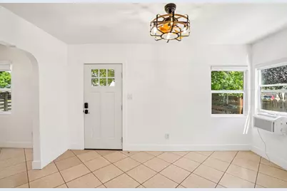 4000 36th Street, Sacramento, CA 95820 - Photo 13