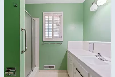 817 Hampshire Court, Modesto, CA 95350 - Photo 19