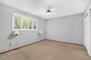817 Hampshire Ct, Modesto, CA 95350 - Photo 17