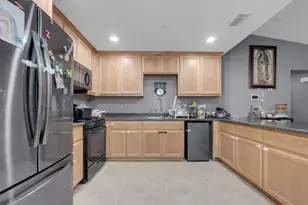 7480 W Meadowlark Ct, Winton, CA 95388 - Photo 11