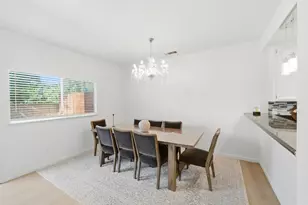 5045 N Laguna Dr, Sacramento, CA 95823 - Photo 13