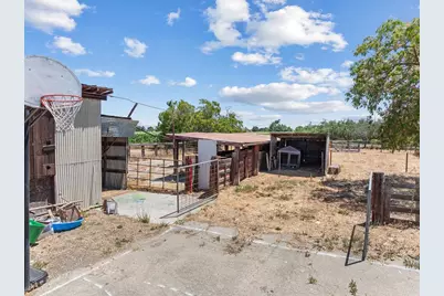 906 Hoyer Road, Newman, CA 95360 - Photo 35
