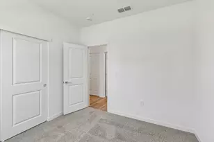 6425 Ventris Walk, Sacramento, CA 95823 - Photo 21