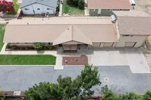 1729 Beverly Dr, Modesto, CA 95358 - Photo 11