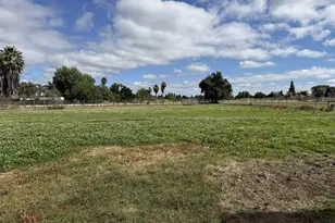 1729 Beverly Dr, Modesto, CA 95358 - Photo 25