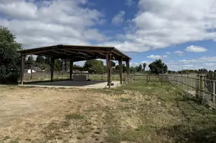 1729 Beverly Dr, Modesto, CA 95358 - Photo 19