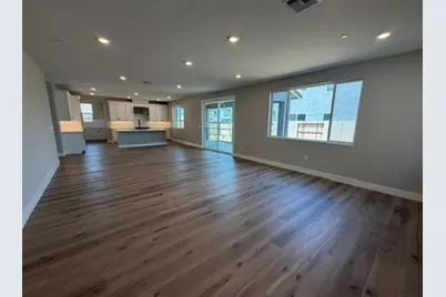 8171 Craiglee Way, Elk Grove, CA 95757 - Photo 3