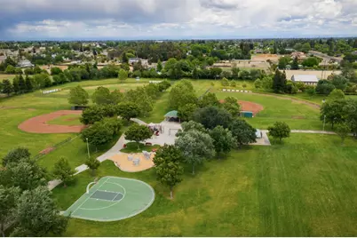 8171 Craiglee Way, Elk Grove, CA 95757 - Photo 25