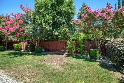 1016 Lillian Drive, Modesto, CA 95355 - Photo 41