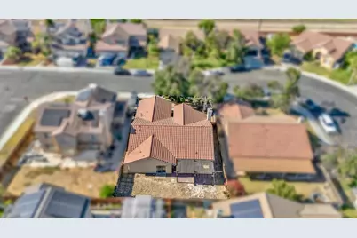 528 Burgundy Street, Los Banos, CA 93635 - Photo 17