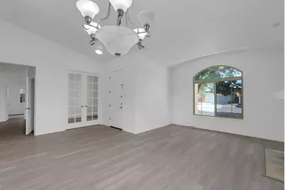 528 Burgundy Street, Los Banos, CA 93635 - Photo 21