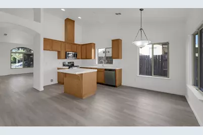 528 Burgundy Street, Los Banos, CA 93635 - Photo 23