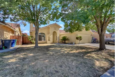 528 Burgundy Street, Los Banos, CA 93635 - Photo 3