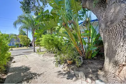 1525 W Flora Street, Stockton, CA 95203 - Photo 33