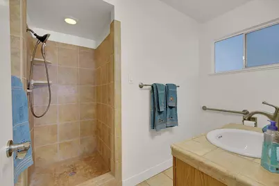 248 S Lawrence Avenue, Yuba City, CA 95991 - Photo 19
