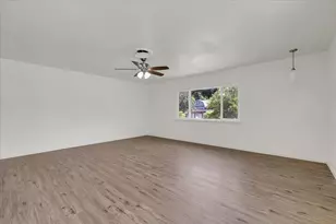 248 S Lawrence Ave, Yuba City, CA 95991 - Photo 15