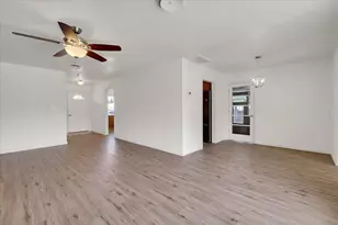 248 S Lawrence Ave, Yuba City, CA 95991 - Photo 7