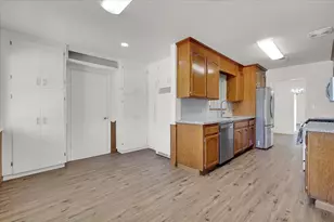 248 S Lawrence Ave, Yuba City, CA 95991 - Photo 9