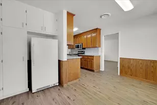 248 S Lawrence Ave, Yuba City, CA 95991 - Photo 9