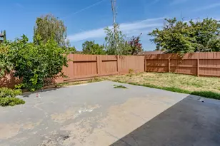 1601 Carnation Ct, Modesto, CA 95355 - Photo 23
