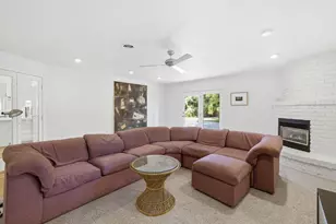 800 Piedmont Dr, Sacramento, CA 95822 - Photo 11