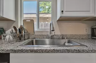 710 S Stockton St, Lodi, CA 95240 - Photo 21