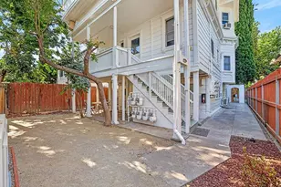 2423 L St, Sacramento, CA 95816 - Photo 3