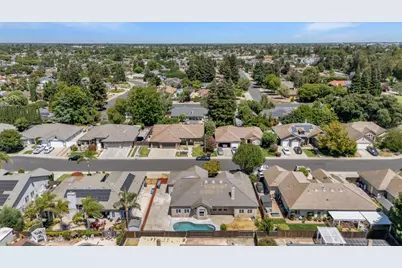 565 Springcreek Place, Manteca, CA 95337 - Photo 33