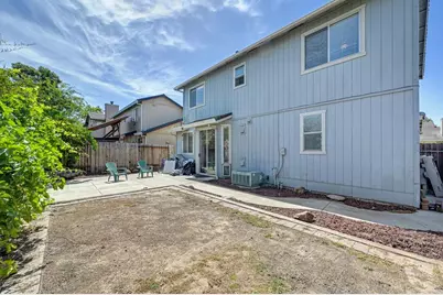 781 S Wicker Way, Galt, CA 95632 - Photo 27