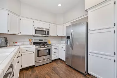 781 S Wicker Way, Galt, CA 95632 - Photo 9