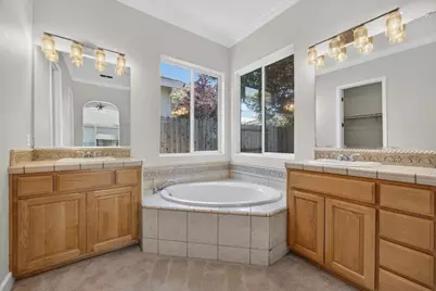 5767 Bridgecross Drive, Sacramento, CA 95835 - Photo 59