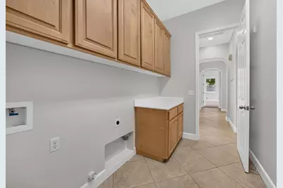 5767 Bridgecross Drive, Sacramento, CA 95835 - Photo 43