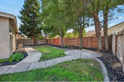 5767 Bridgecross Drive, Sacramento, CA 95835 - Photo 11