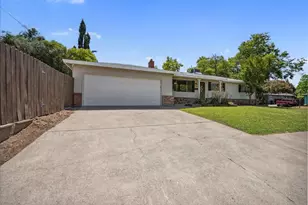817 Oakland Ave, Roseville, CA 95678 - Photo 3