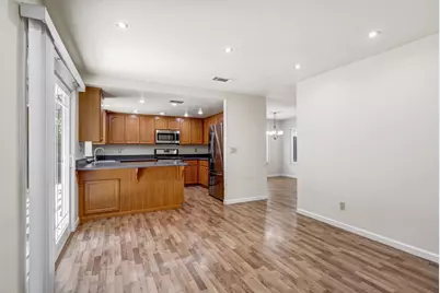 6932 Springmont Drive, Elk Grove, CA 95758 - Photo 17