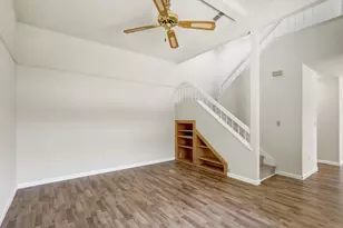 6932 Springmont Dr, Elk Grove, CA 95758 - Photo 11