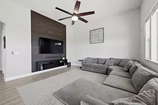 2012 Van Ruiten Dr, Lodi, CA 95242 - Photo 21